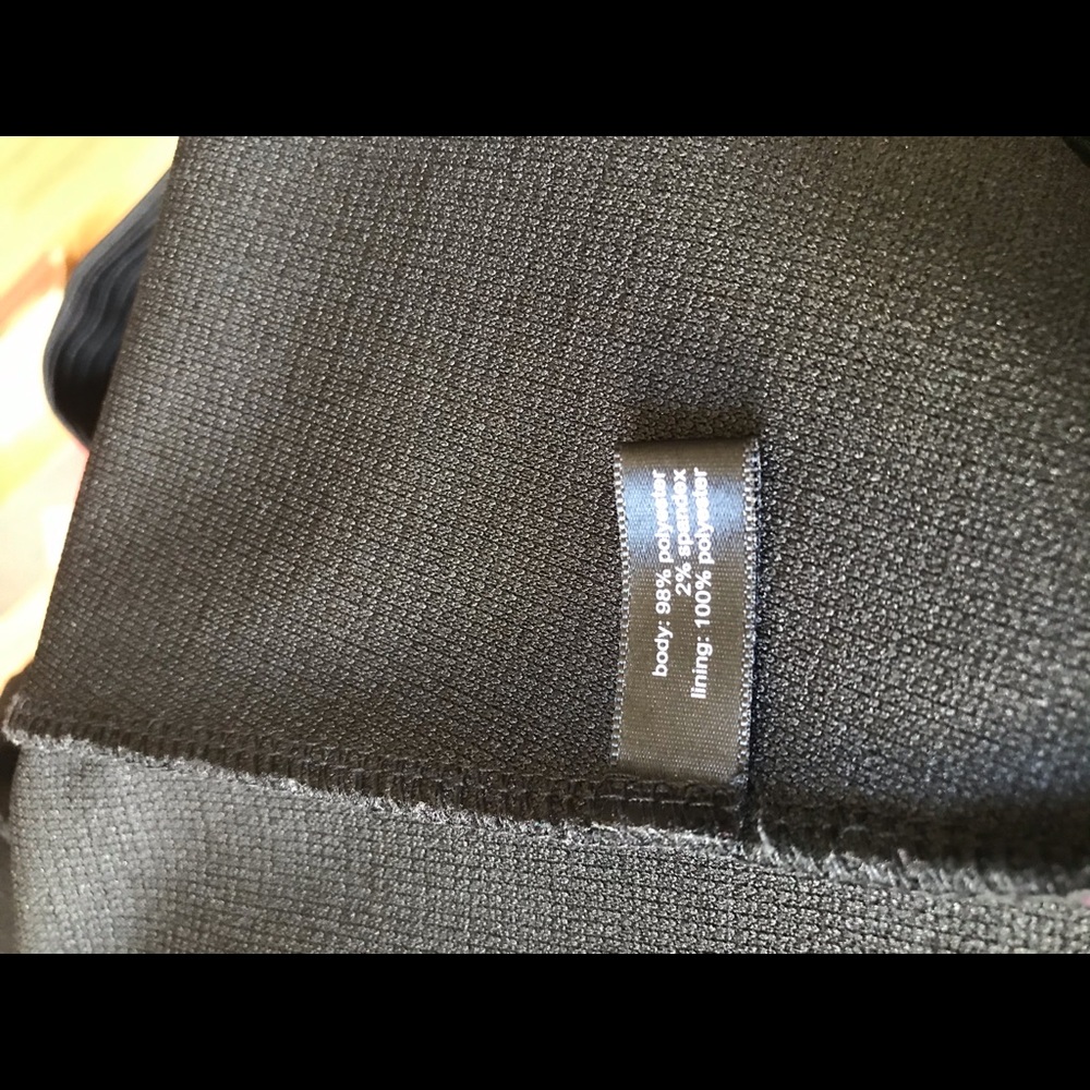 - The Limited black dress size M - Picture 7 of 8